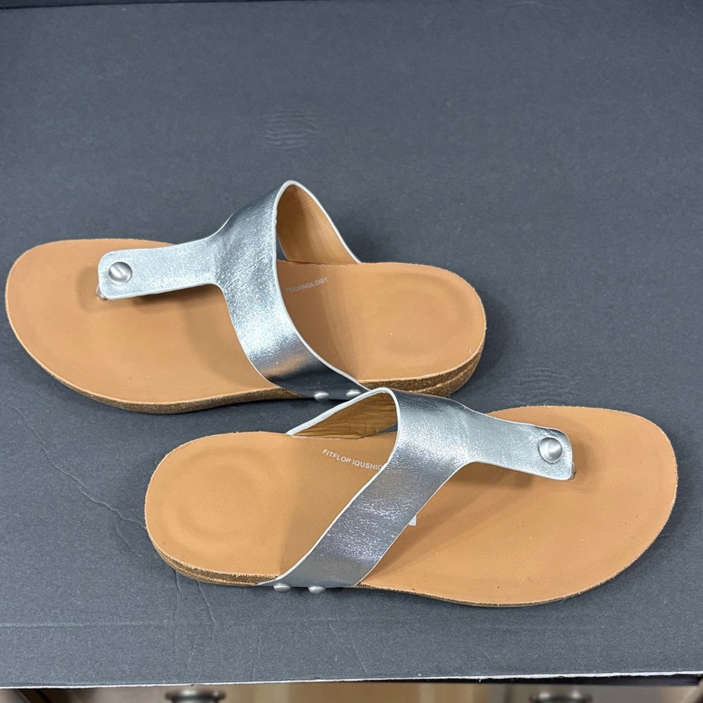 Fltflop sandals
